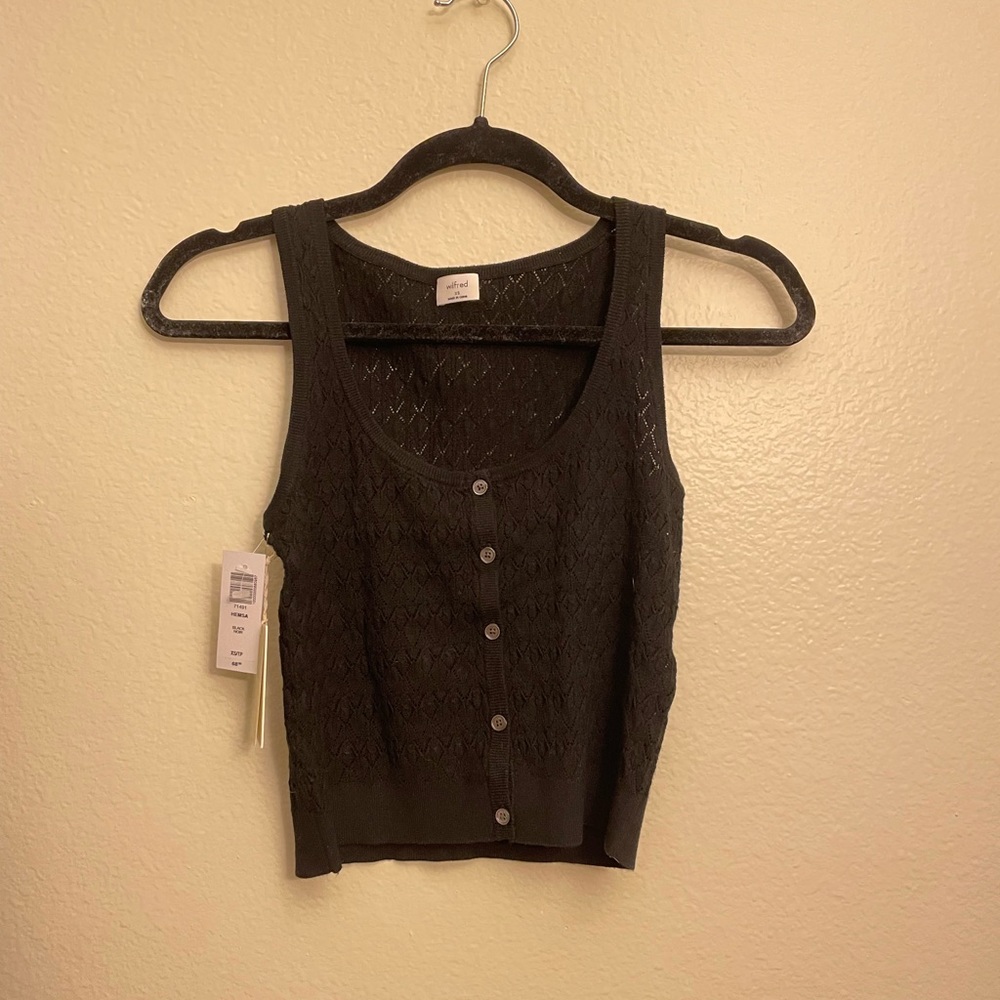 Aritzia Wilfred hemsa top